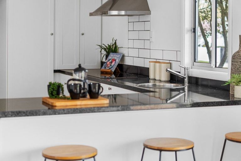 Photo of property in 85 Moore Street, Leamington, Cambridge, 3432