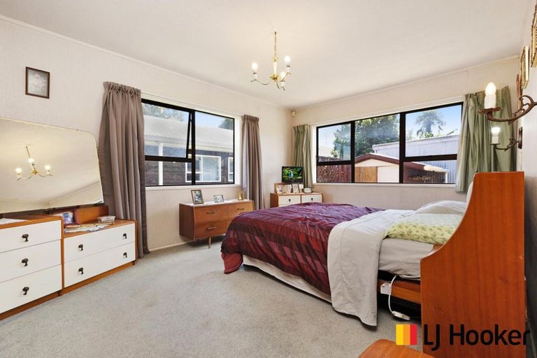 Photo of property in 11a Alfriston Road, Manurewa East, Auckland, 2102