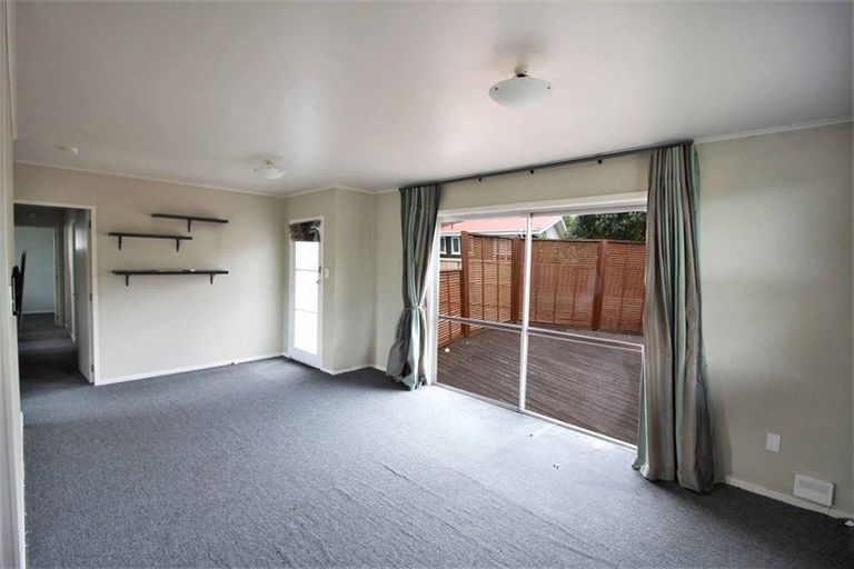 Photo of property in 17 Lilac Street, Melville, Hamilton, 3206