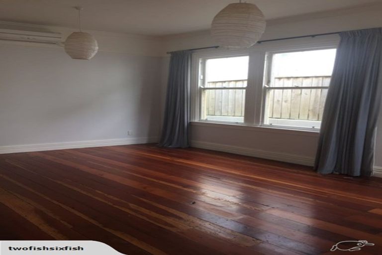 Photo of property in 27 Chilka Street, Berhampore, Wellington, 6023