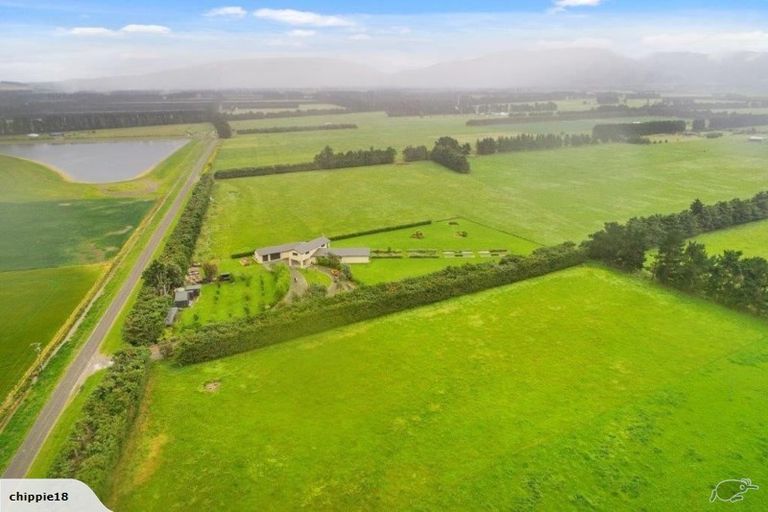 Photo of property in 102 Glews Road, Cust, Rangiora, 7471