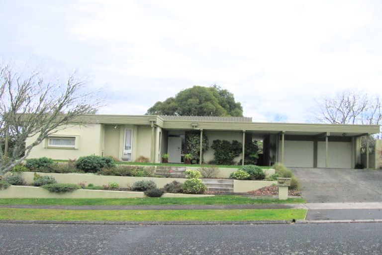 Photo of property in 14 Marnane Terrace, St Andrews, Hamilton, 3200