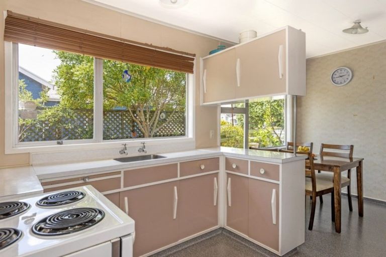 Photo of property in 2 Foster Street, Te Hapara, Gisborne, 4010