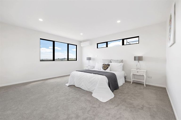 Photo of property in 9 Rakiraki Place, Flat Bush, Auckland, 2019
