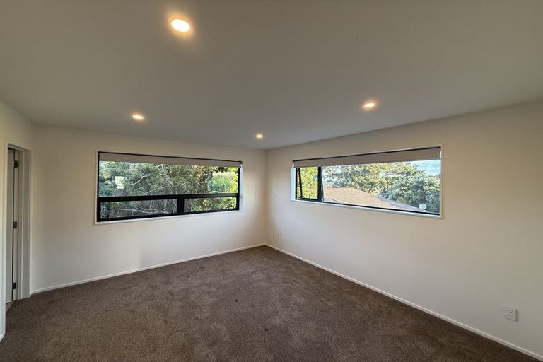 Photo of property in 51c West Harbour Drive, West Harbour, Auckland, 0618