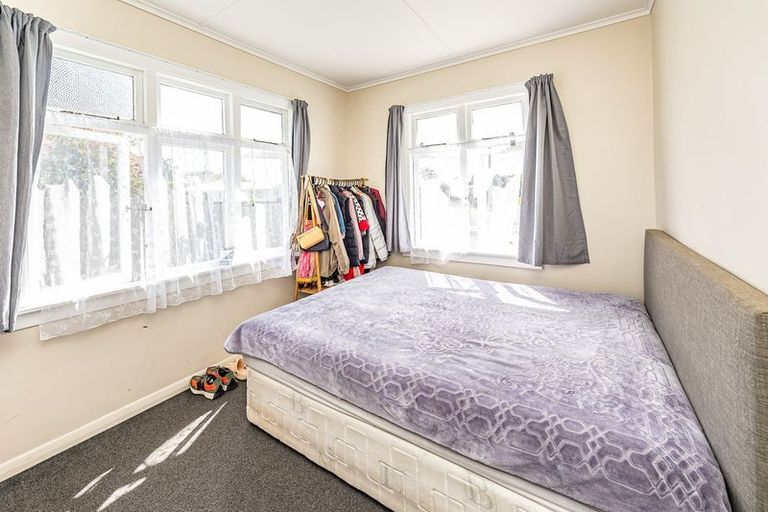 Photo of property in 30 Alexandra Street, Marton, 4710