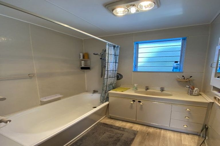 Photo of property in 7 Kingsway Crescent, Forest Lake, Hamilton, 3200