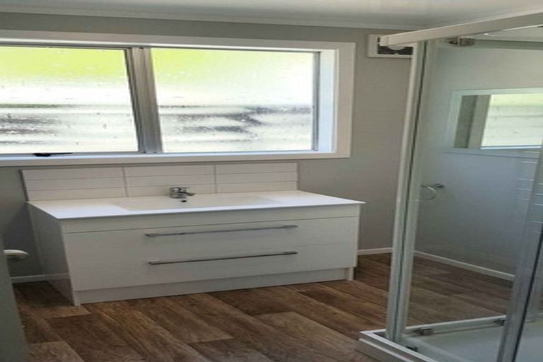 Photo of property in 1/80 Airlie Road, Plimmerton, Porirua, 5026