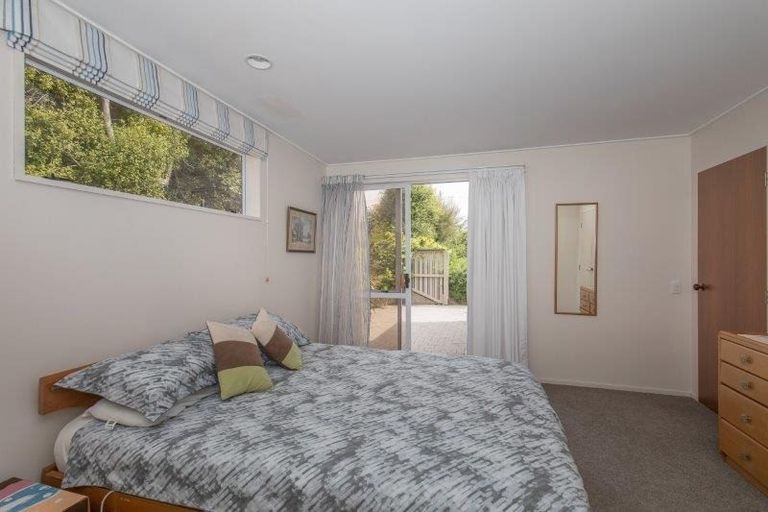 Photo of property in 61 Kennedy Crescent, Wanaka, 9305