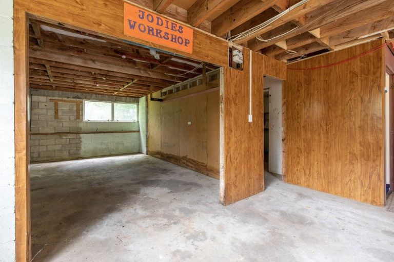 Photo of property in 25 Ranfurly Street, Dannevirke, 4930