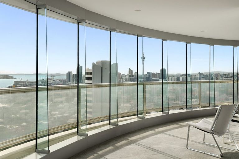 Photo of property in Shangri La Apartments, 15/97 Jervois Road, Herne Bay, Auckland, 1011