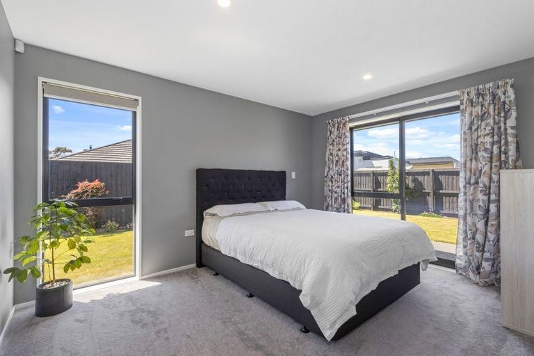 Photo of property in 11 Muirhill Street, Halswell, Christchurch, 8025