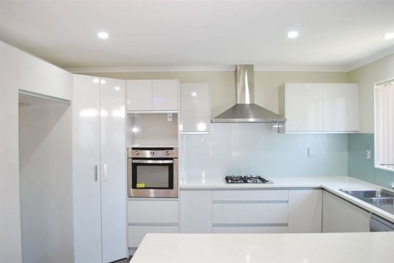 Photo of property in 50b Pinedale Place, Henderson, Auckland, 0610