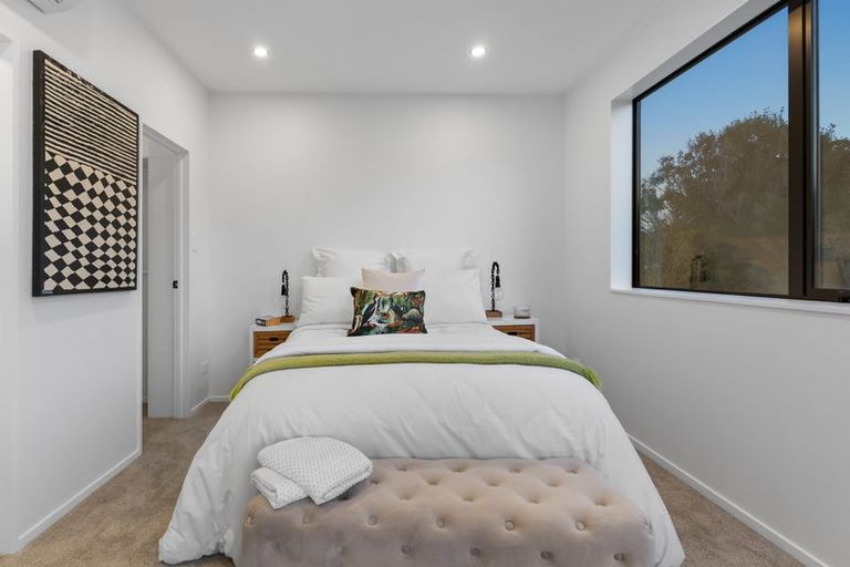 Photo of property in 935 Whangaparaoa Road, Manly, Whangaparaoa, 0930