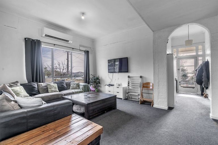 Photo of property in 1 Ann Street, Bluff, 9814