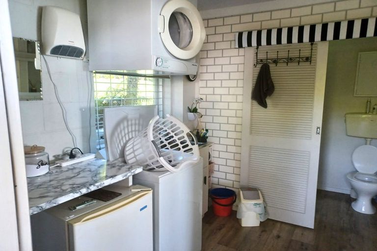 Photo of property in 21 Adams Road, Thornton Bay, Thames, 3575