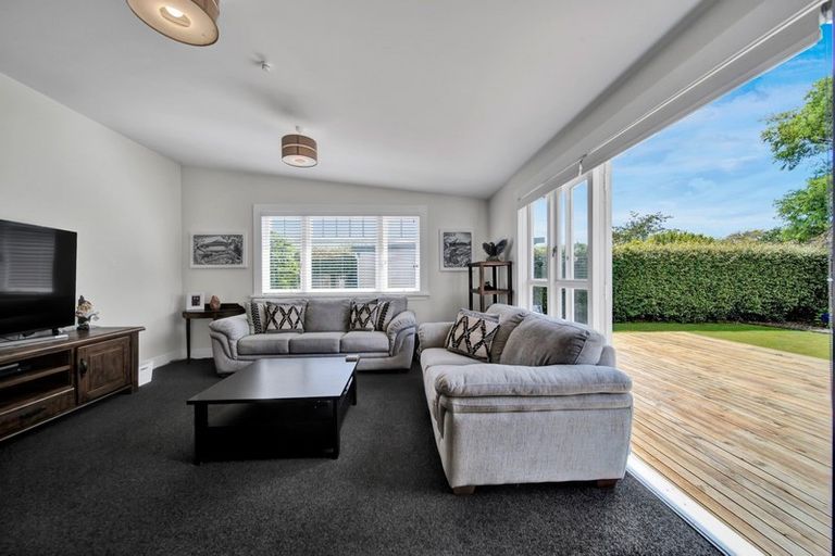 Photo of property in 128 Miranda Street, Stratford, 4332