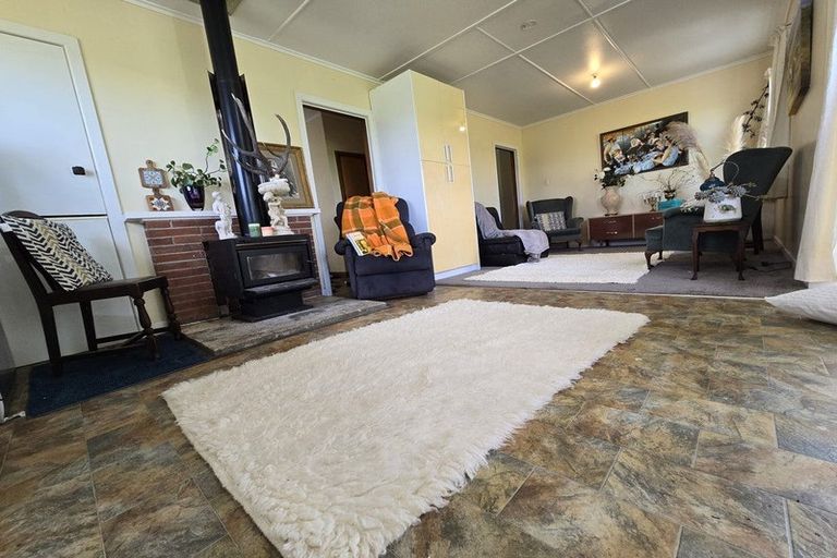 Photo of property in 880 Okahukura Road, Tapora, Wellsford, 0977