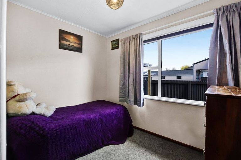 Photo of property in 17 Antonio Street, Stratford, 4332