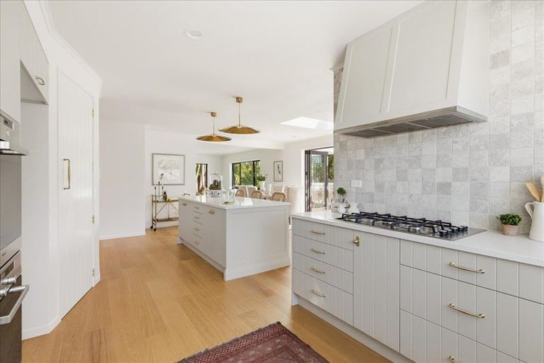 Photo of property in 106 Moffat Road, Bethlehem, Tauranga, 3110