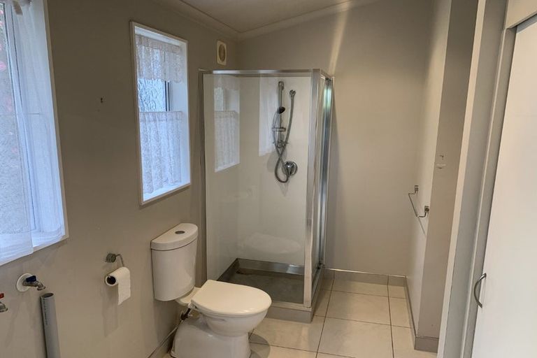 Photo of property in 42 Makora Road, Otaihanga, Paraparaumu, 5036