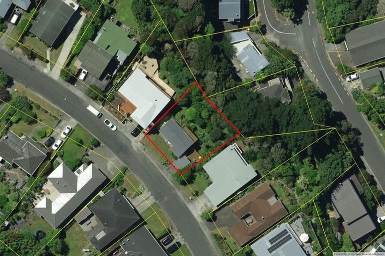 Photo of property in 97 Kahu Road, Paremata, Porirua, 5024