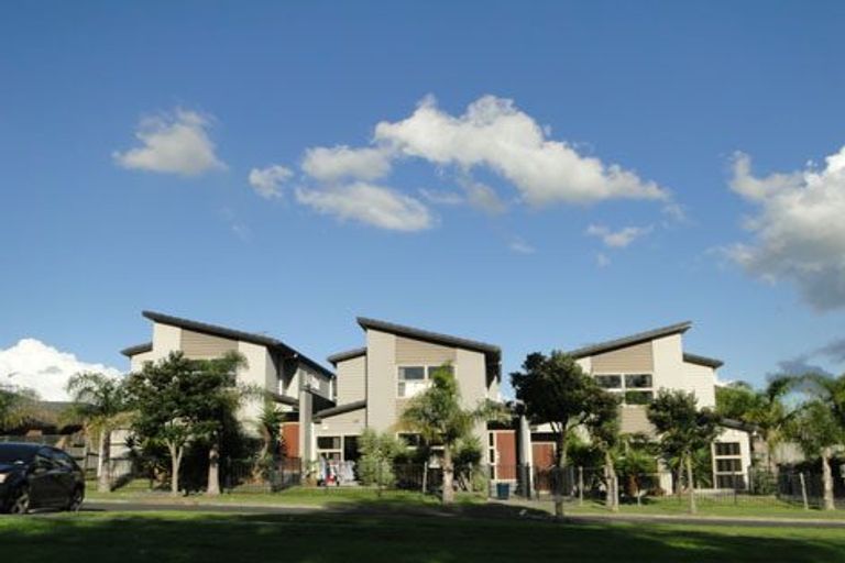 Photo of property in 34 Skelligs Drive, Flat Bush, Auckland, 2019