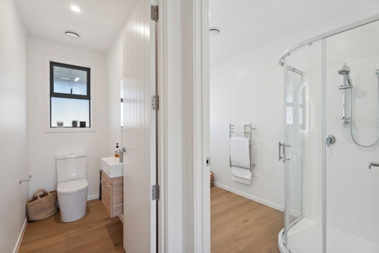 Photo of property in 29 Pounamu Avenue, Albert Town, 9305