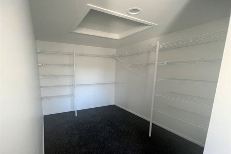 Photo of property in 5 Selkirk Lane, Hamilton Lake, Hamilton, 3204