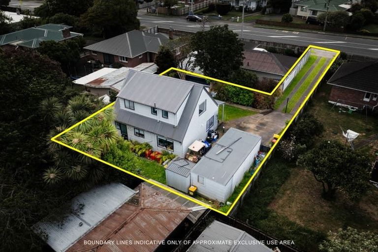 Photo of property in 2/127 Clevedon Road, Papakura, 2110