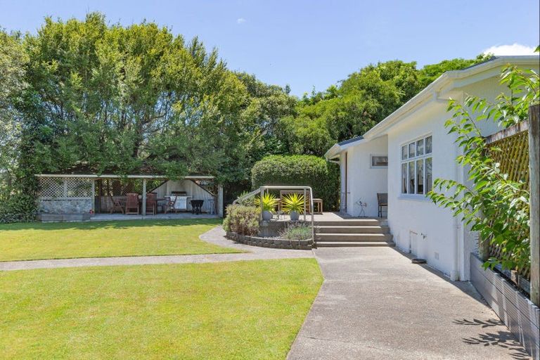 Photo of property in 50 Painua Road, Hokio Beach, Levin, 5571
