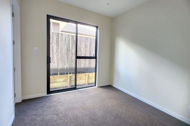 Photo of property in 17 Babina Avenue, Kumeu, 0810