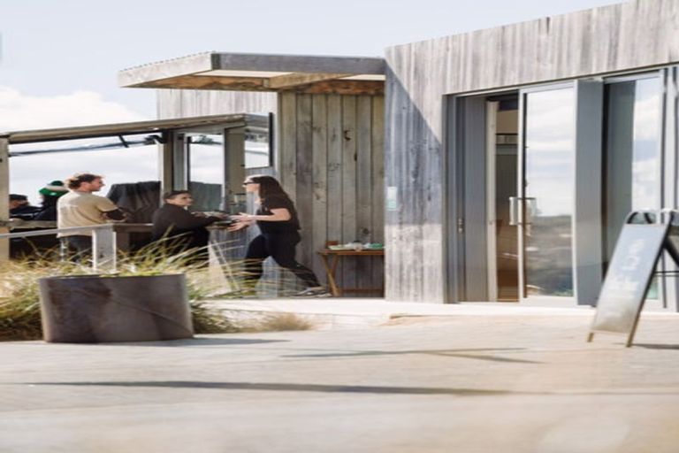 Photo of property in 3 Omahina Street, Raglan, 3225