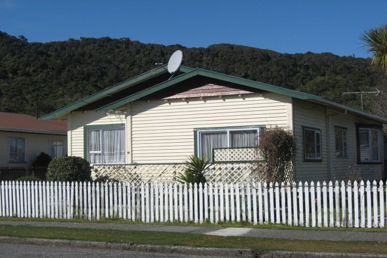 Photo of property in 41 Richmond Street, Cobden, Greymouth, 7802