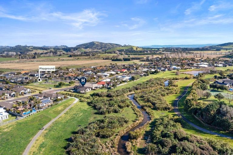 Photo of property in 95 Oriental Parade, Papamoa Beach, Papamoa, 3118