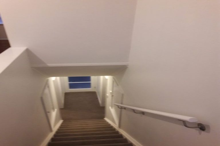 Photo of property in 37 Tremewan Street, Tawa, Wellington, 5028