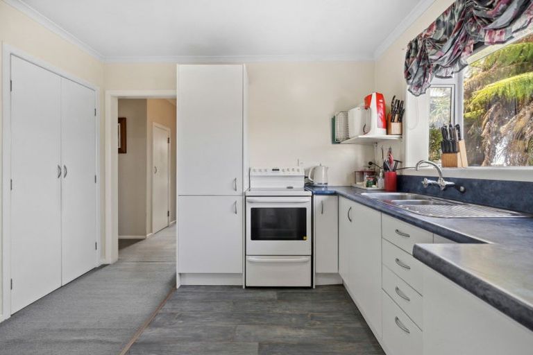 Photo of property in 17 Kimberley Road, Levin, 5571