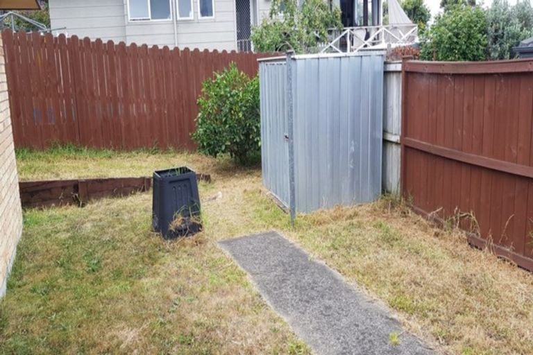 Photo of property in 15 Ashland Place, Weymouth, Auckland, 2103