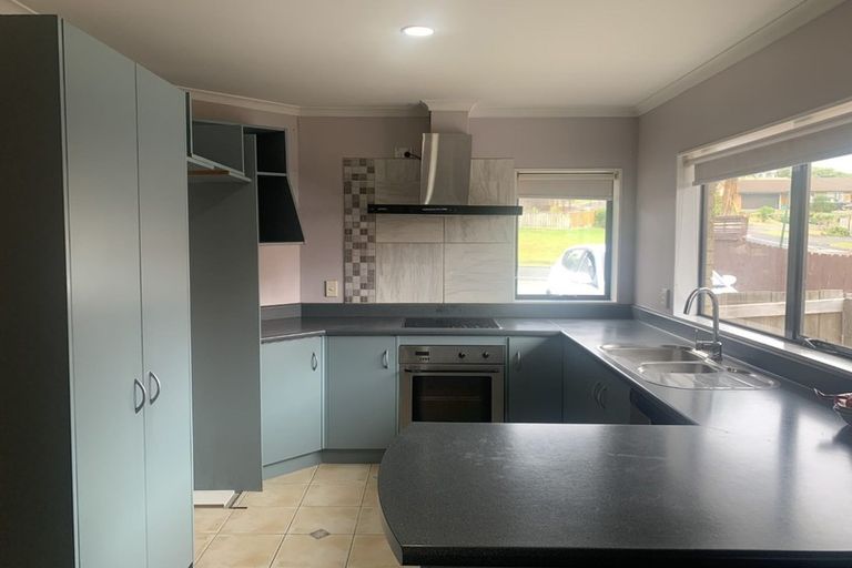 Photo of property in 22 Hilltop Road, Clover Park, Auckland, 2019