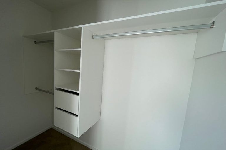 Photo of property in 40 Clay Works Lane, New Lynn, 0600