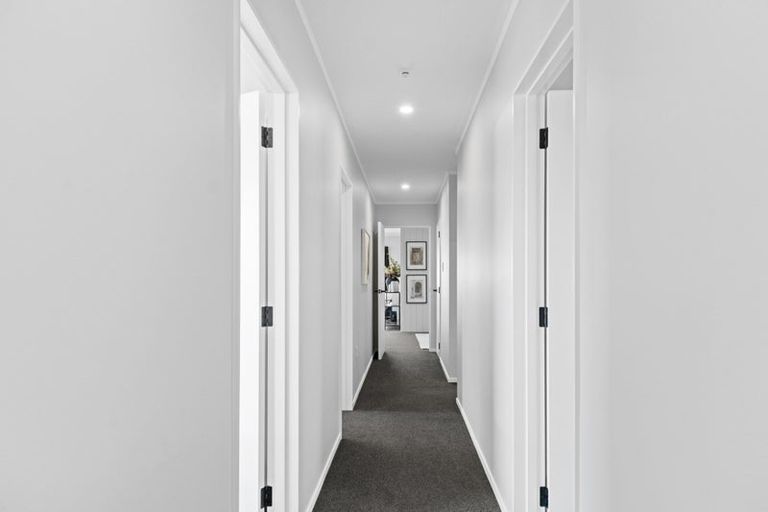 Photo of property in 9 Te Whena Place, Waitara, 4320