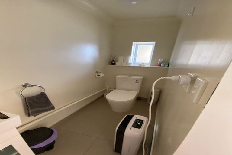 Photo of property in 187a Browns Bay Road, Browns Bay, Auckland, 0630