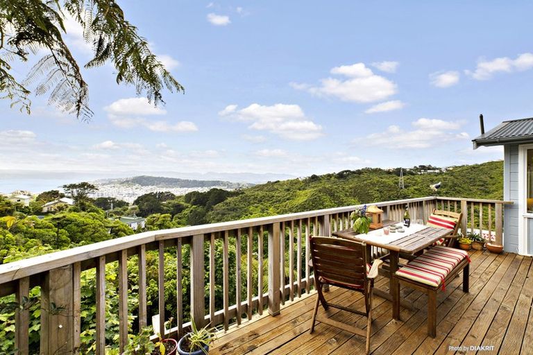 Photo of property in 13 Broomhill Road, Highbury, Wellington, 6012