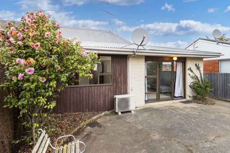 Photo of property in 43d Law Street, Caversham, Dunedin, 9012