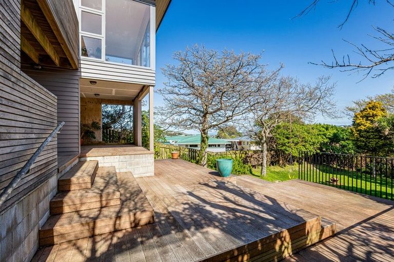 Photo of property in 151 Totara Road, Miramar, Wellington, 6022