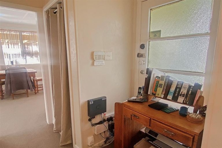 Photo of property in 35 Park Road, Western Heights, Rotorua, 3015