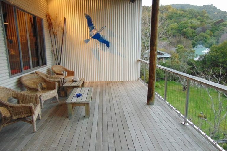 Photo of property in 8 Rutland Street, Picton, 7220