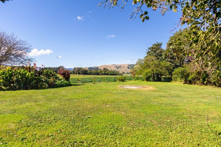 Photo of property in 131 Te Horo Beach Road, Te Horo, Otaki, 5581