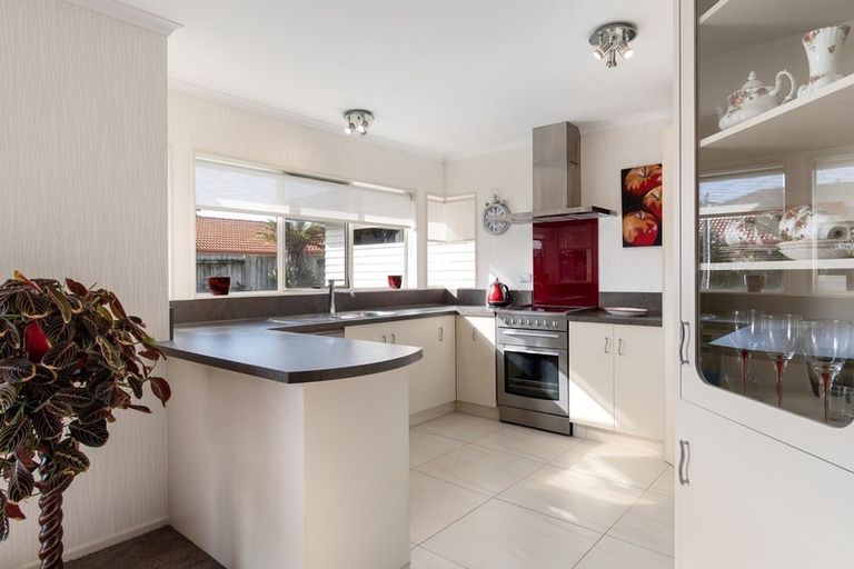 Photo of property in 112 Pacific View Road, Papamoa Beach, Papamoa, 3118