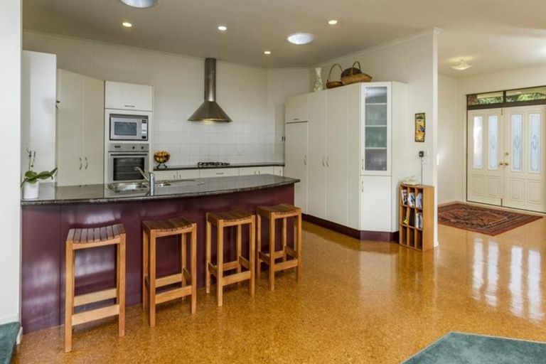 Photo of property in 5 Shiloh Way, Greenhithe, Auckland, 0632